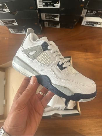Jordan 4 taille 31