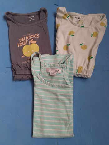 Lot de 3 robes 5ans