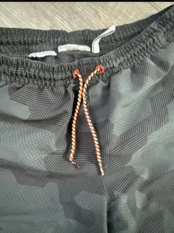 Short sport camouflage Adidas garçon 8 ans - photo numéro 3