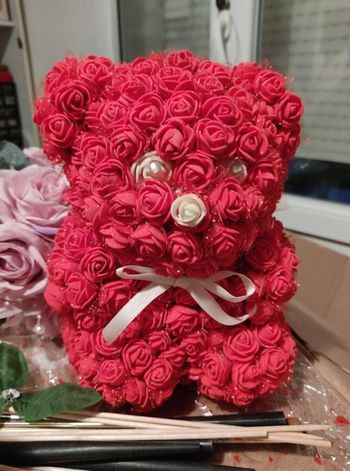 ourson en rose rouge et pailleté