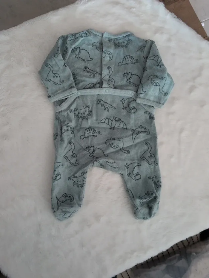 Pyjama dinausore Kiabi - photo numéro 3