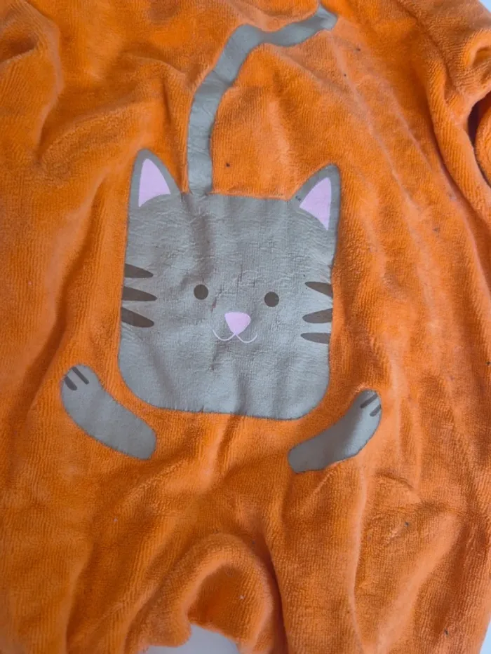 Pyjamas 1 mois - photo numéro 2