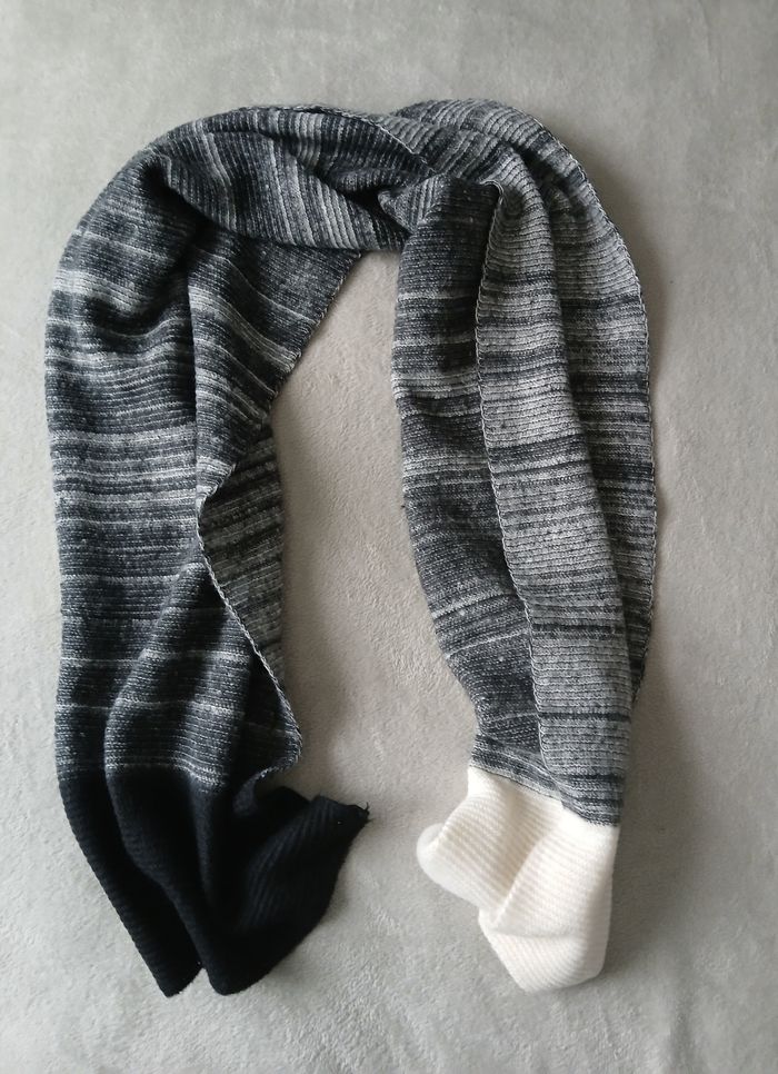 Écharpe 
Dimensions : 184 cm x 50 cm - photo numéro 6