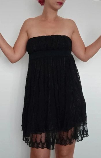 Petite robe noire bustier crochet taille 38