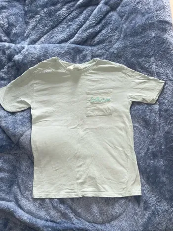 Tee-shirts