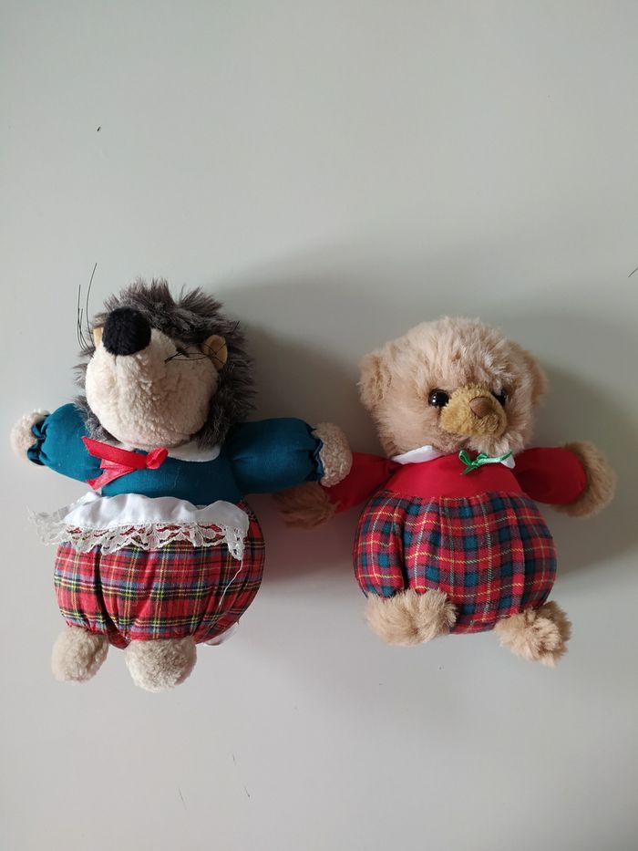 2 petites peluches
