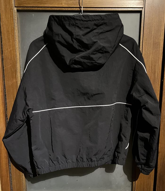 Blouson coupe vent à capuche (XS-34) Bershka - photo numéro 2