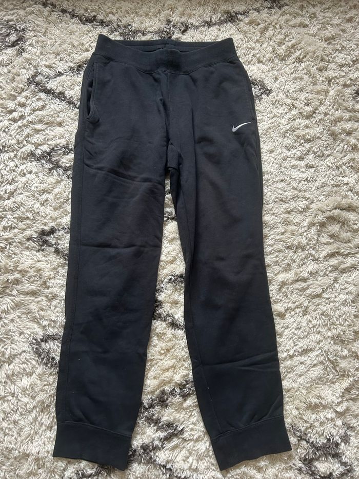 Jogging Nike noir bon état large taille M - photo numéro 3