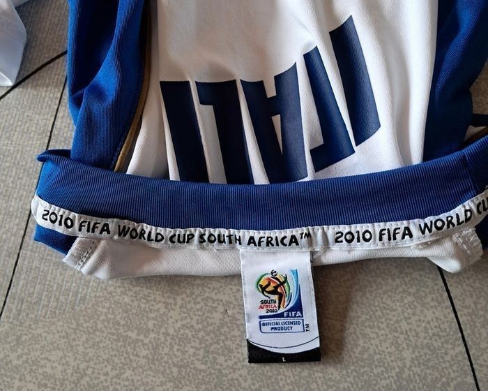 Maillot de foot NEUF Taille L *Italia* - photo numéro 8