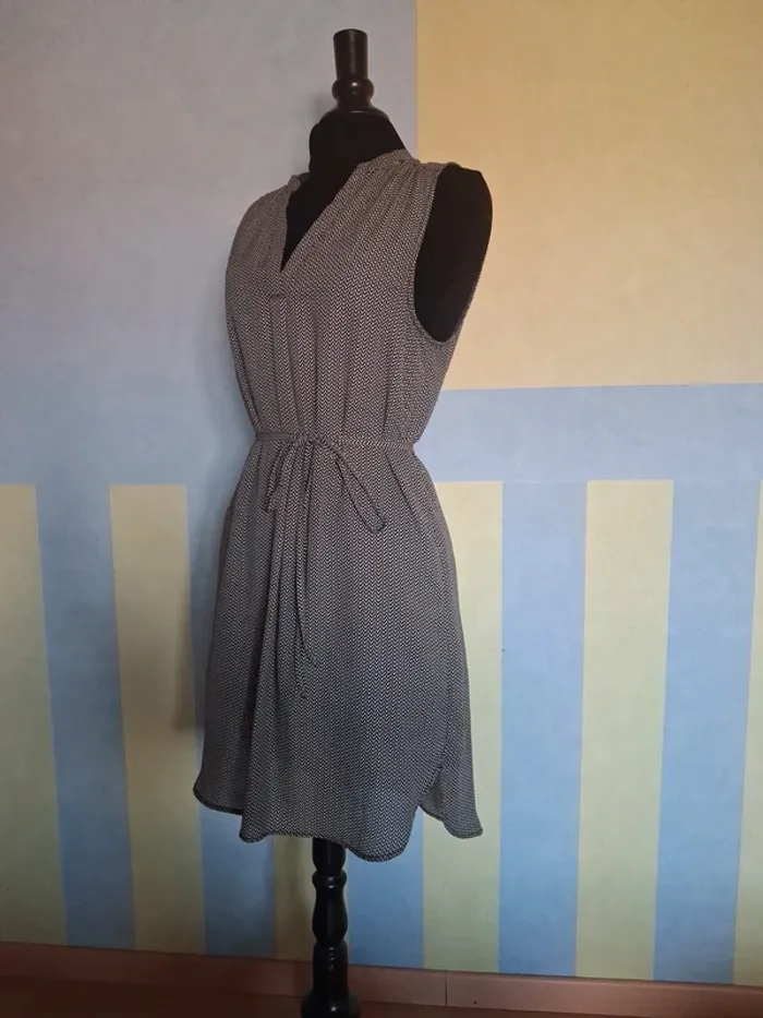 Robe H&M T.40 - photo numéro 2