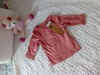 Tshirt ML neuf 3mois 🍒🤍