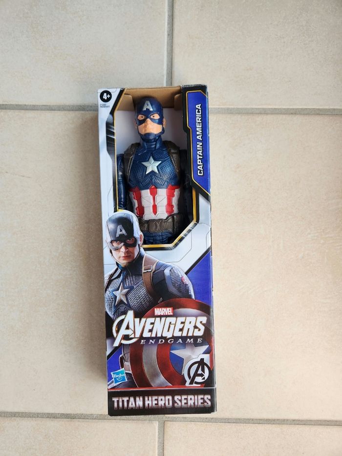 Grande figurine Captain america avengers