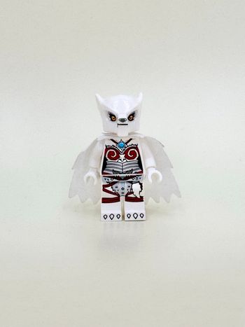 Lego Figurines Legends Of Chima : Louve Windra (1 défaut)