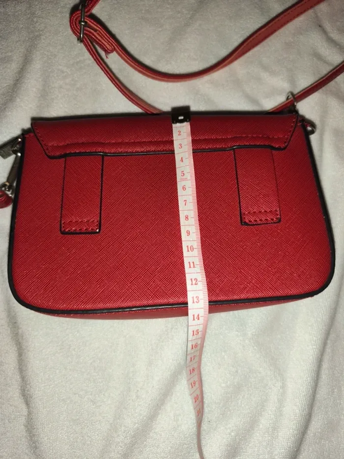 Sac rouge - photo numéro 5