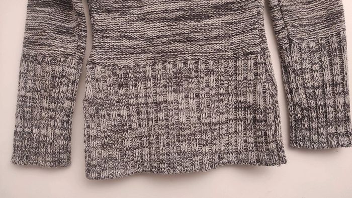 Pull gris argenté taille S - photo numéro 7