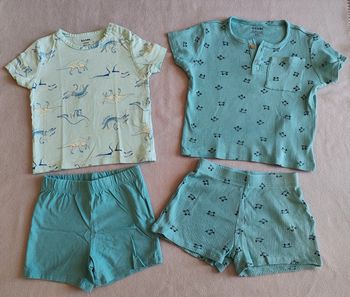 Ensemble tee-shirt short pyjama motif dino crabe 24 mois