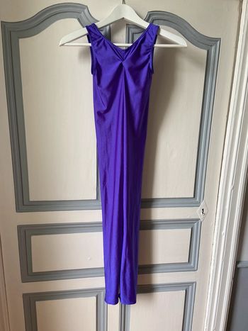 Académique sans manches violet 1st Position taille child large (36 environ)