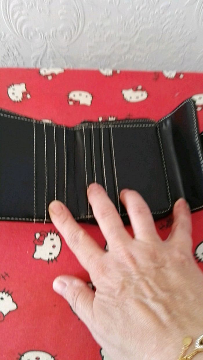 Porte monnaie - photo numéro 2