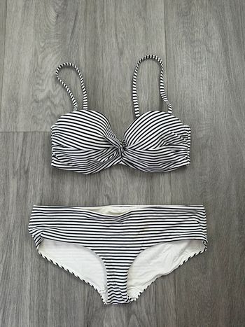 Maillot de bain marinière deux pièces blanc et bleu marine T38/40 M/L