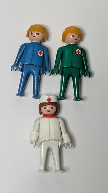 [Playmobil] Lot de 3 médecins Geobra 1974