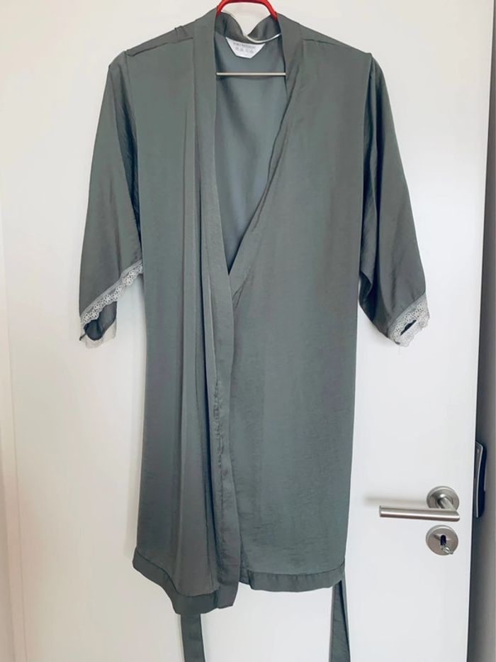 Robe de chambre Primark taille 42/44 - photo numéro 3