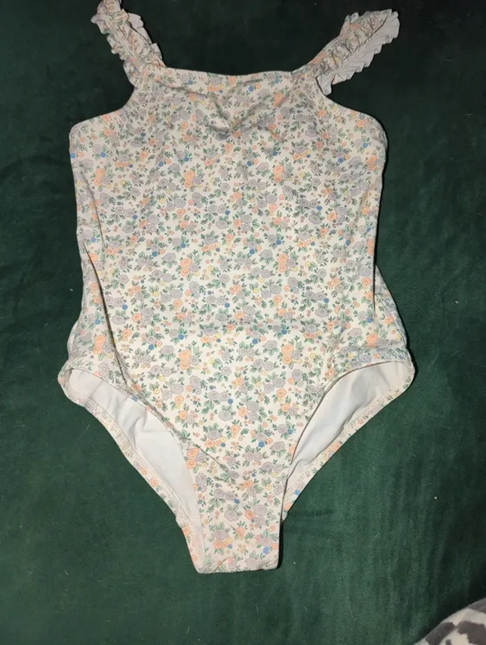 Maillot de bain une pièce fleurie - photo numéro 2