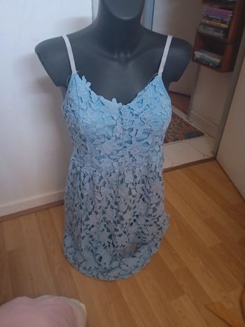 Superbe rose bleu en dentelle