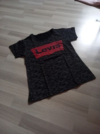 t shirt Levis