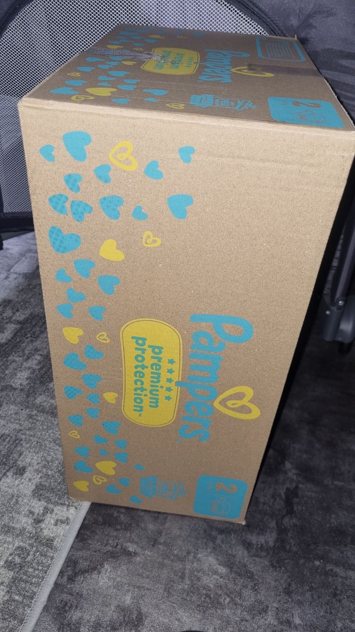 Carton 240 couches pampers taille 2 neuf - photo numéro 4