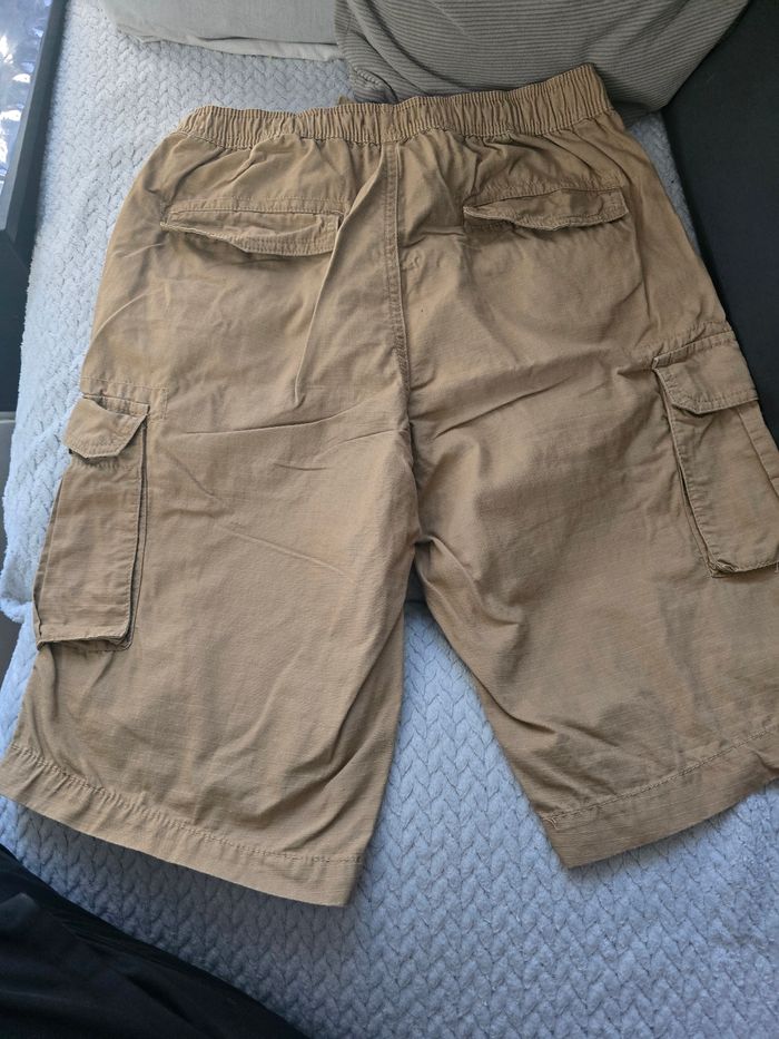 Short marron - photo numéro 2