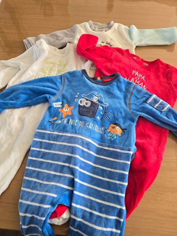 Lot pyjama 9 mois