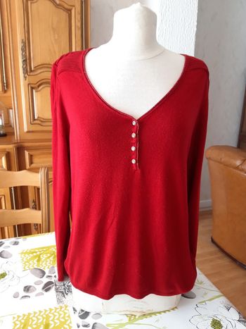 Pull rouge taille L