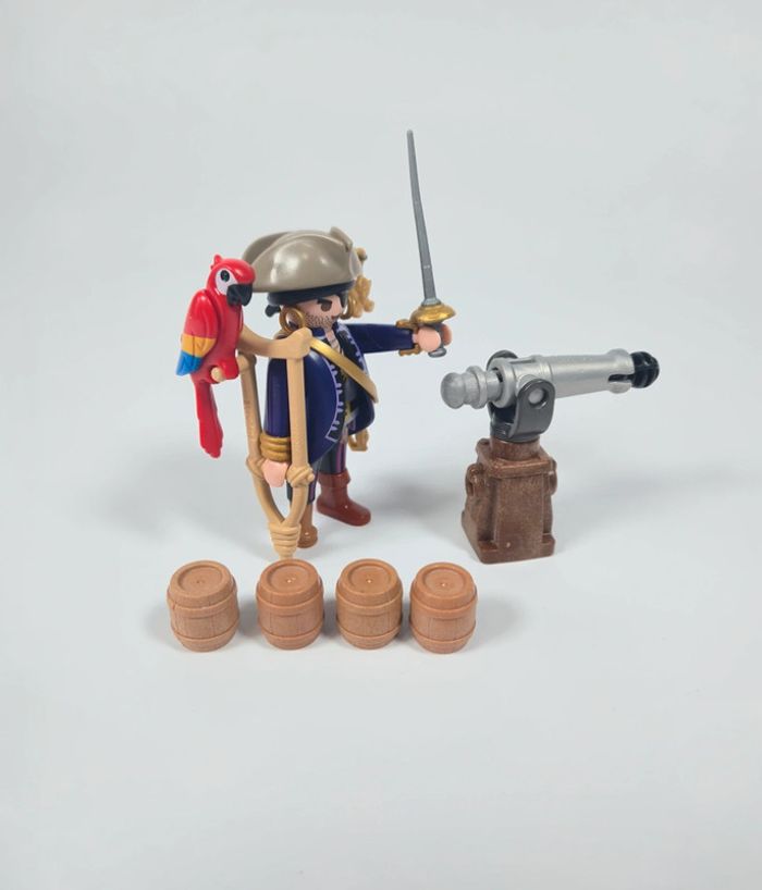 Playmobil figurine Pirate et son Perroquet Rouge - photo numéro 4