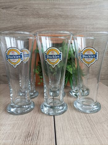 Lot 6 verres Buckler