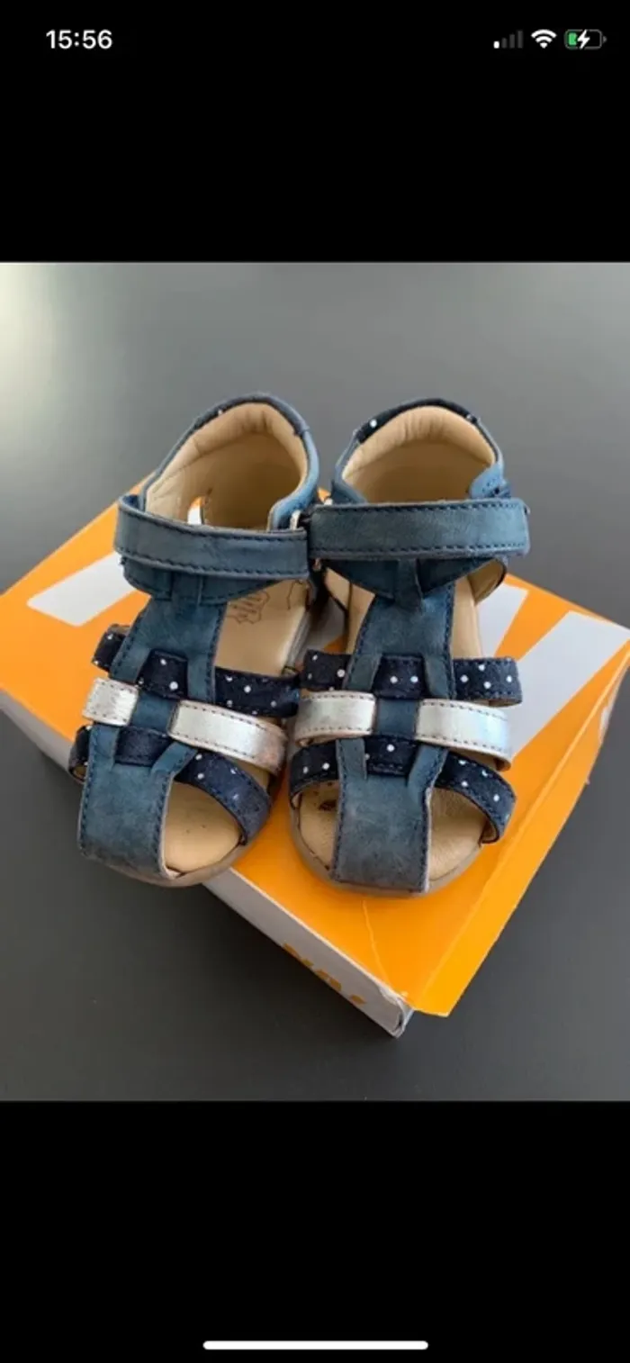 Sandales Gemo taille 20 - photo numéro 2