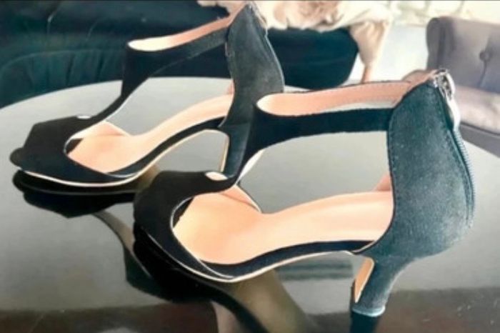 Chaussures de danse ou autre noir 5cm 35 neuves - photo numéro 3