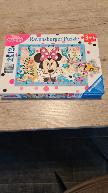Boite de 2 puzzles Disney Minnie, 12 pièces chacun avec modéle, nickel