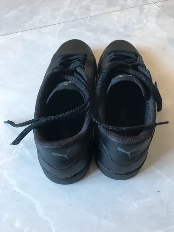 Baskets homme puma pointure 45 Smash V2 L noir portés un fois - photo numéro 3