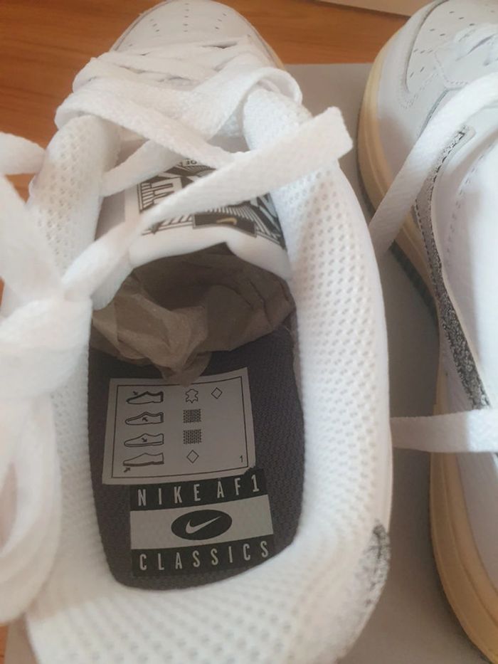 Nike Air Force 1 "50 Years of Hip-Hop"(36.5) - photo numéro 5