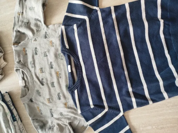 Lot 24 mois / 2 ans - 16 pièces - photo numéro 2