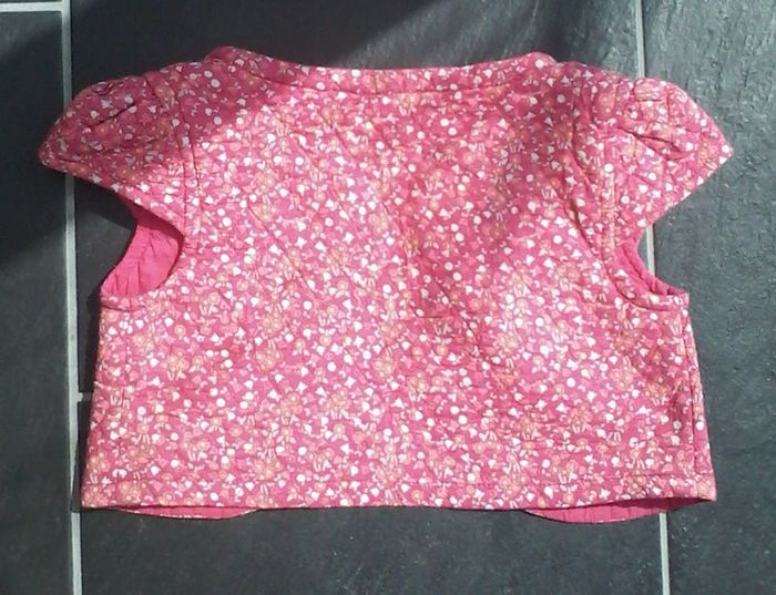 Gilet sans manches fleuri fille 3 ans - photo numéro 3