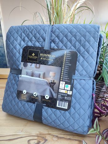 Grand couvre lit 2 personnes 240 x 260 cm 