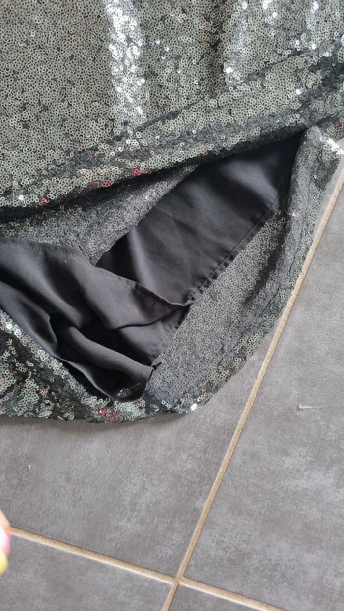 Robe zara noire et paillettes L superbe dos ouvert soirée réveillon - photo numéro 2