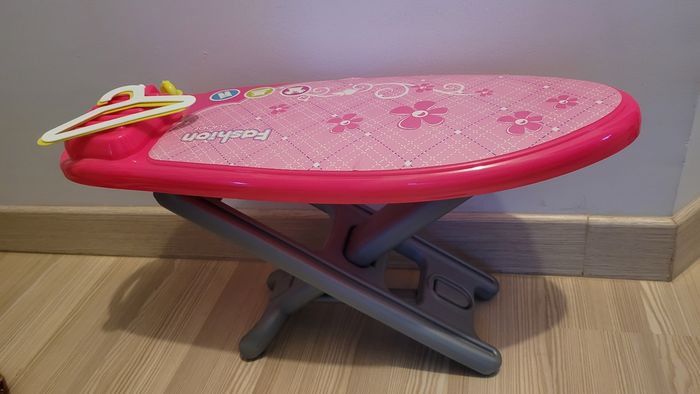 Set de laverie table à repasser et machine à laver - photo numéro 2