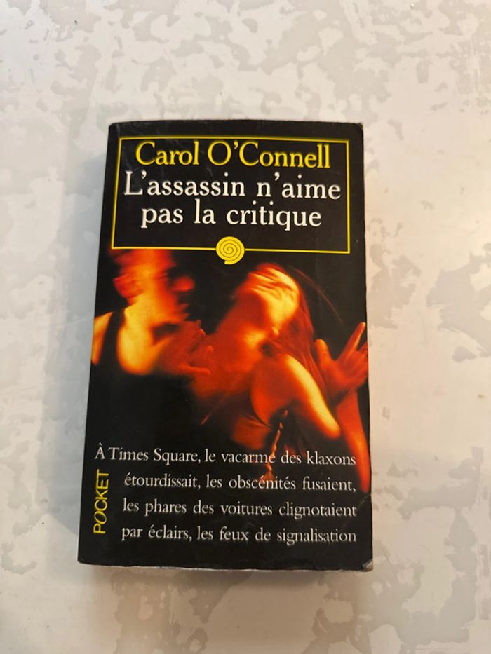 Livre l’assassin n’aime pas la critique - Carol O ‘ Connell