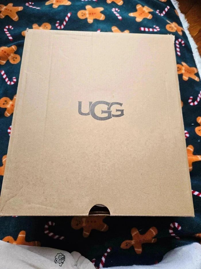 Ugg classic ultra mini platform grise taille 40 - photo numéro 9