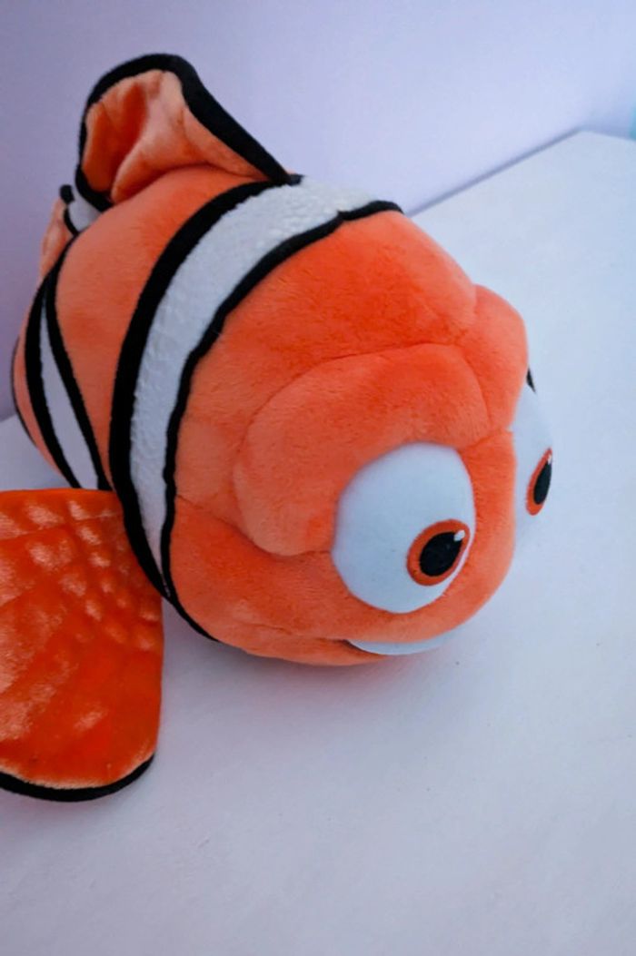 Peluche Marin de Nemo Disney store - photo numéro 2