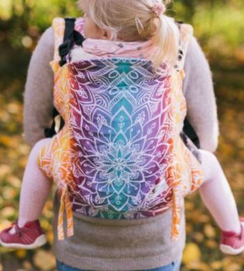 Portage préformé prefo de la marque BeLenka taille toddler coloris Mandala Night