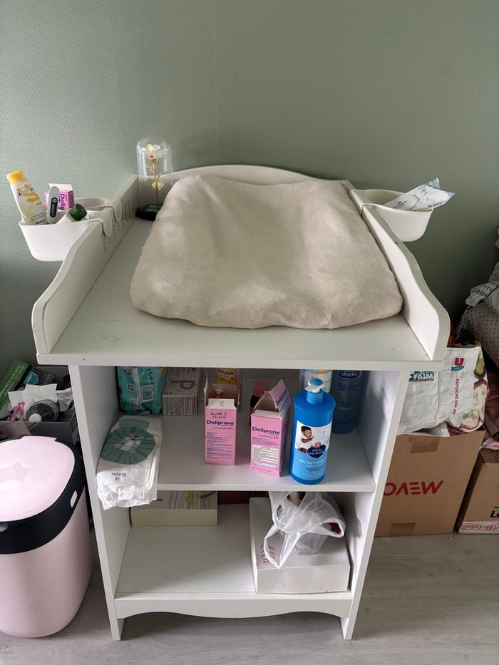 Lit barreau et table à langer - photo numéro 3