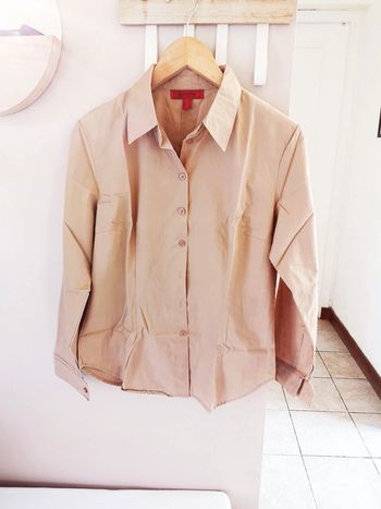 Chemise beige camel